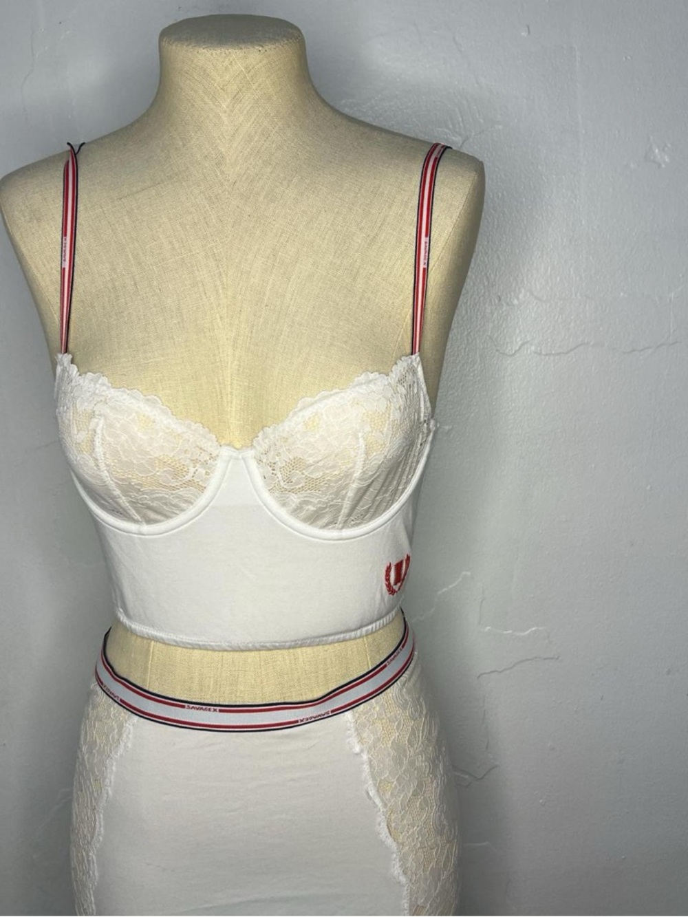 Savage X Fenty White Lace-Trim Bustier Crop Top with Red & Navy Straps